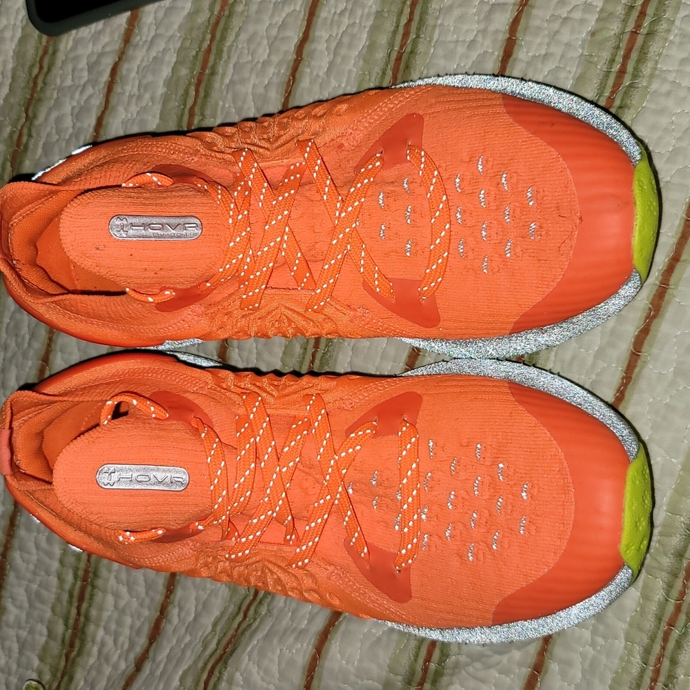 Under Armour Hovr Orange Phantom NIB